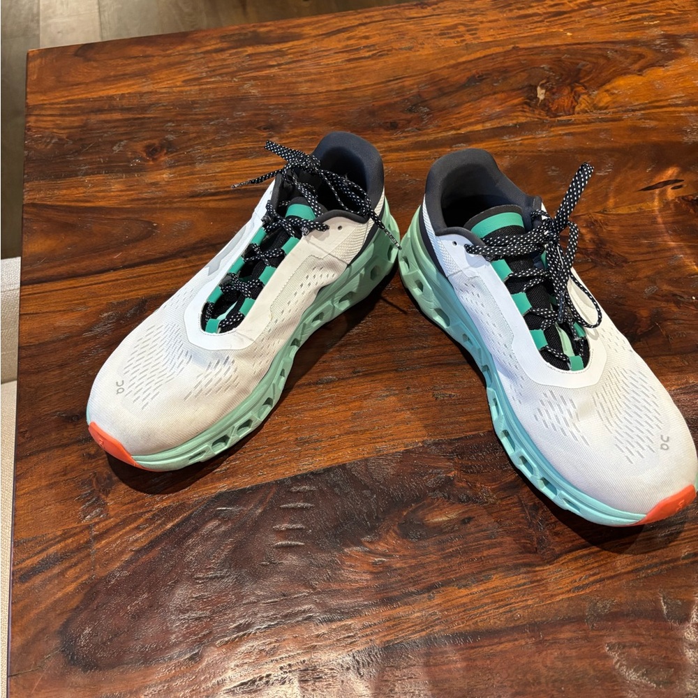 On Cloudmonster Running Shoe